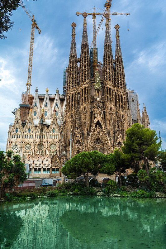Sagrada Familia in Barcelona Architecture of Antoni Gaudi