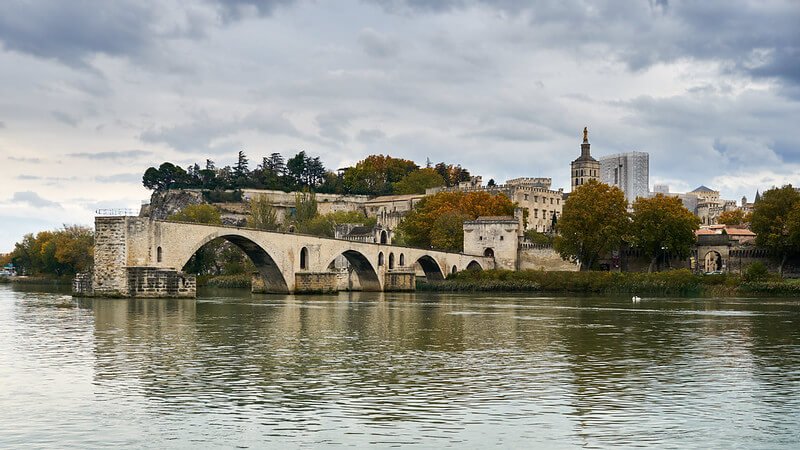 Avignon- (c) barnyz